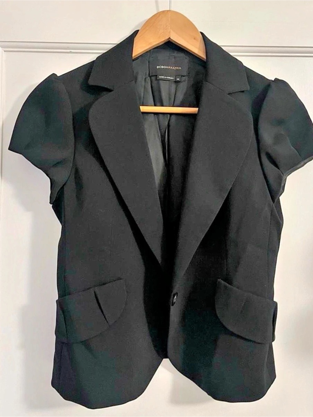 BCBGMAXAZRIA Short Sleeve Blazer in Black Size XS Like New